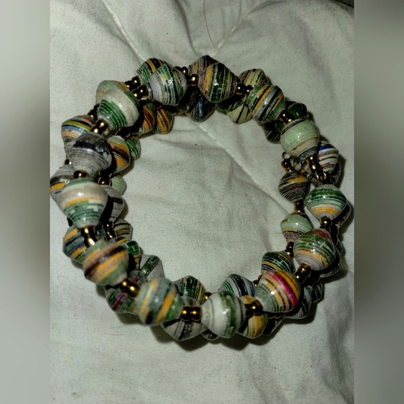 Wrap around beaded bracelet - Picture 2 of 4